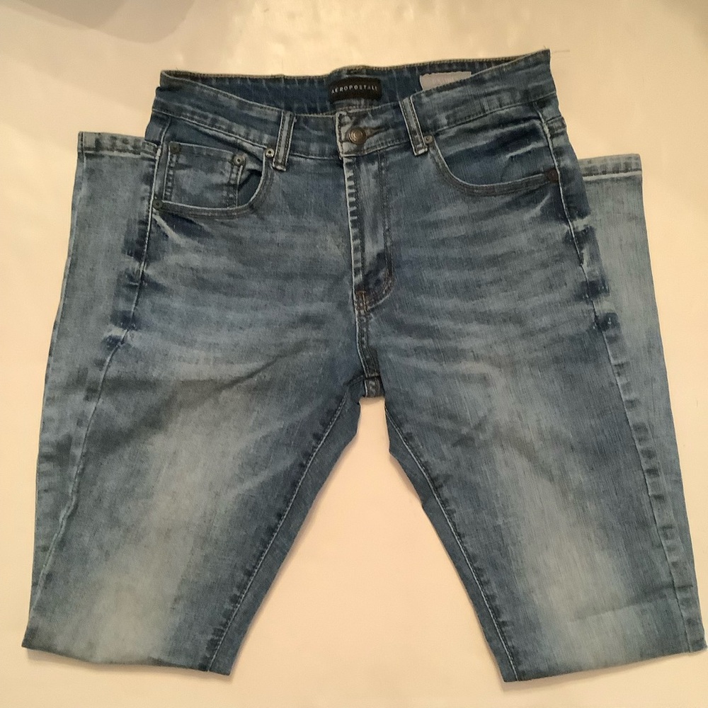 Aeropostale Medium Washed Blue Jeans